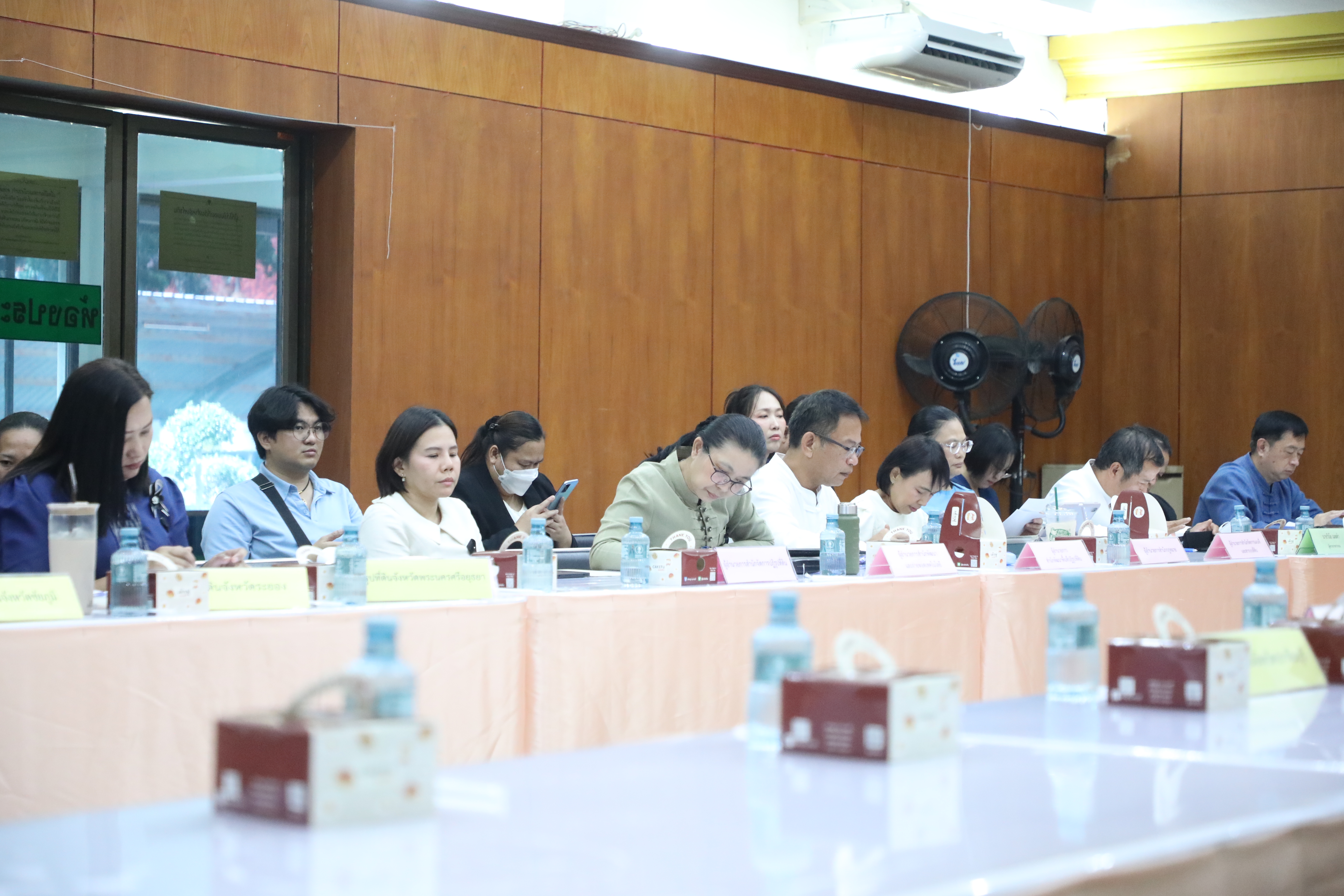 title - ส.ป.ก. ประชุมคณะทำงานติดตามเร่งรัดการใช้จ่ายเงินงบประมาณประจำปีงบประมาณ พ.ศ. 2569 สำนักงานการปฏิรูปที่ดินเพื่อเกษตรกรรม ครั้งที่ 5/2569 